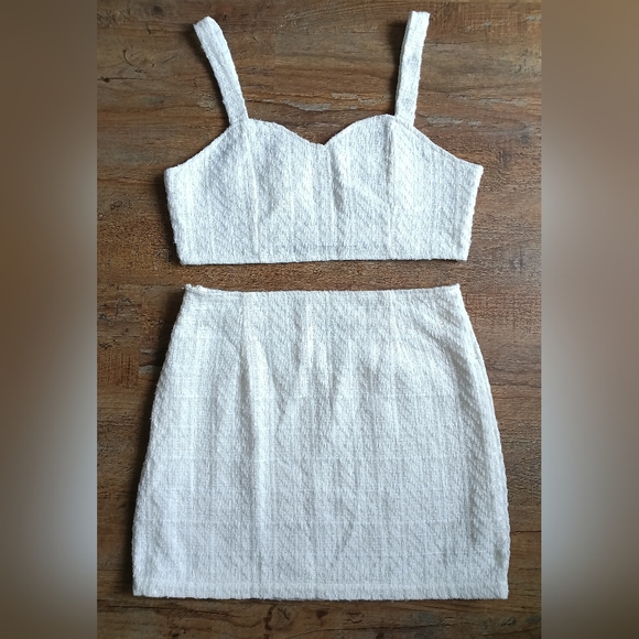 Shein White Tweed Pencil Skirt & Crop Top Size L - Picture 2 of 6